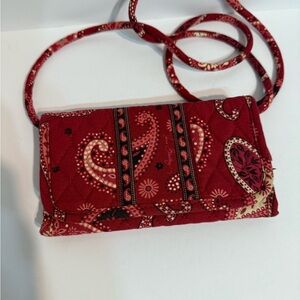 Vera Bradley Mesa Red Bandana Tri-Fold Hipster Purse Wallet Crossbody